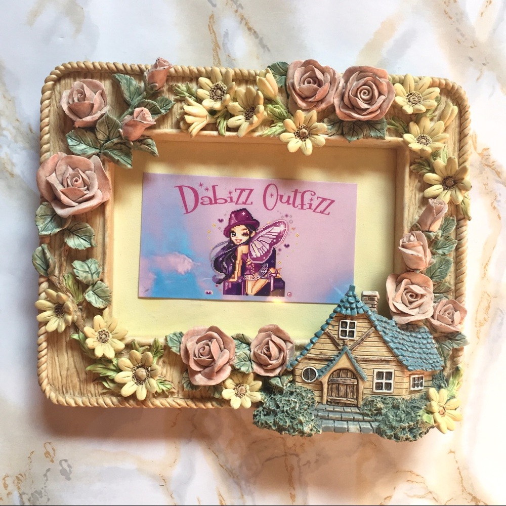 🌸 Cottage Core 3D Frame 🌸 - Picture 2 of 4